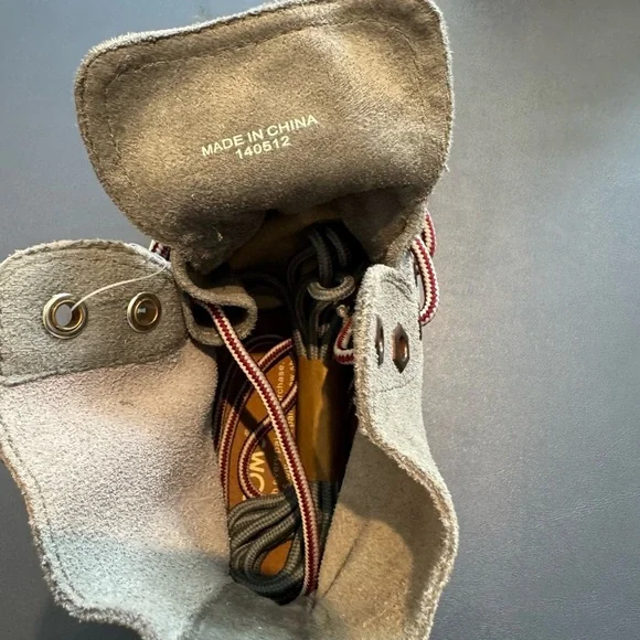 Women's Toms Lace Up Boots Size W 7 NIB Fall Grunge Tomboy Slouchy - Picture 5 of 8